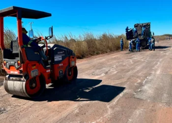 Governo do Tocantins intensifica força-tarefa para recuperação da TO-280 entre Almas e Natividade