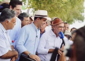 Vicentinho Júnior faz apelo pela desburocratização para o setor rural na Agrotins: “Não é possível que os processos ainda prejudiquem o trabalho dos produtores”