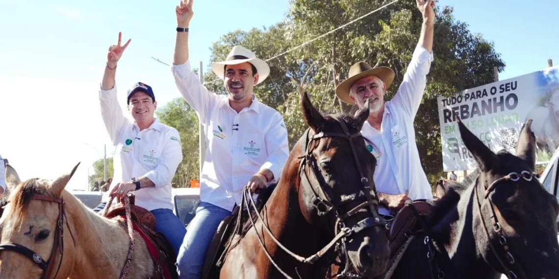 Vicentinho, Cayres e Guimarães marcam presença na Exposição de Gurupi; tucano reforça compromisso com a cultura popular e tradições do interior