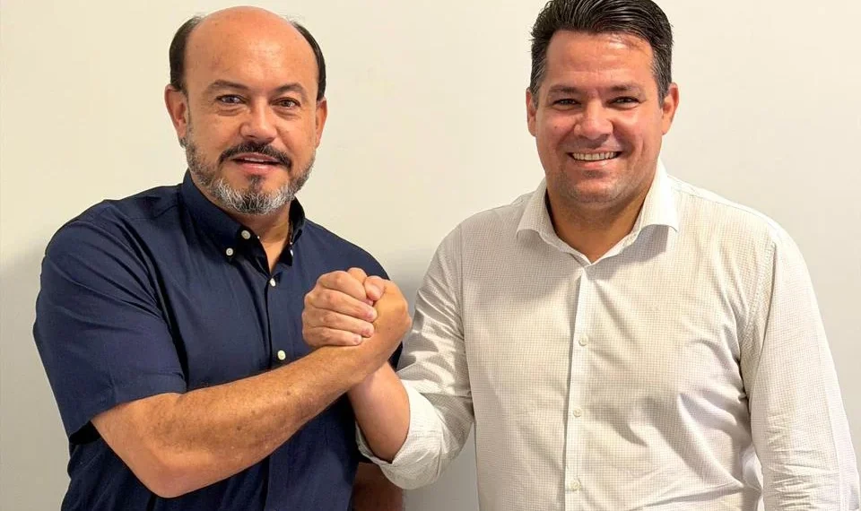 Sandoval Cardoso intensifica pré-campanha em reunião com Walter Viana, líder do prefeito Eduardo na Câmara de Palmas