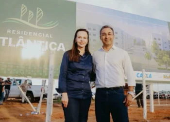 Ao lançar residencial, Wagner agradece apoio de Dorinha a Araguaína e diz que cidade “saberá reconhecê-la”