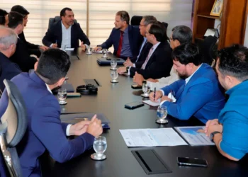 Governo reúne secretários e autarquias para estruturar força-tarefa para a entrega de obras nas áreas da saúde, segurança pública, infraestrutura e esporte