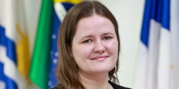 Secretária da Saúde de Palmas, Dhieine Caminski (Foto: Secom Palmas)