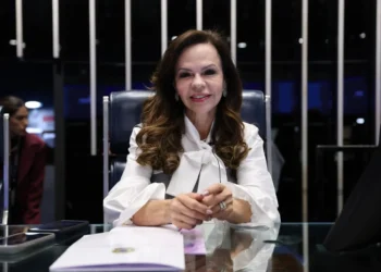 No lançamento da Agenda Legislativa Mulheres do Brasil, Dorinha Seabra defende educação como caminho para a igualdade
