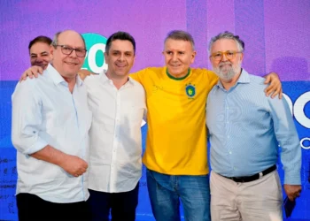 Em evento do Podemos, Eduardo Siqueira vê disputa pelo Senado em aberto e exalta Ronaldo Dimas: “Tocantins precisa da experiência”