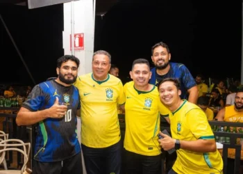 Luxemburgo fortalece a torcida pelo Brasil no Jardim Aureny III em Palmas