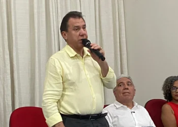 Em Palmas, ministro defende fim da escala 6×1 e pede qualificação digital para jovens