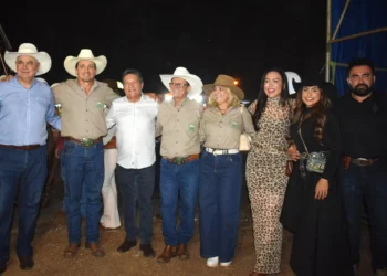 Em Paraíso do Tocantins, Osires Damaso prestigia abertura do rodeio da 29ª ExpoBrasil: “Festa que fortalece nossa economia”