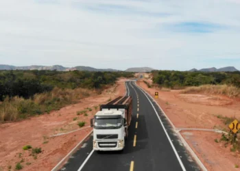Estado inaugura pavimentação da TO-387 entre Conceição e Taipas e reforma de escola