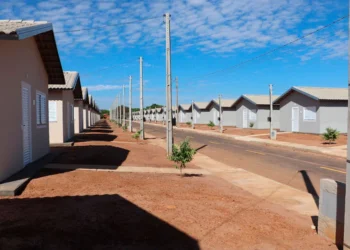 Com o ministro das Cidades, Porto Nacional entrega 100 moradias do Residencial Monsenhor Juraci, nesta quarta-feira