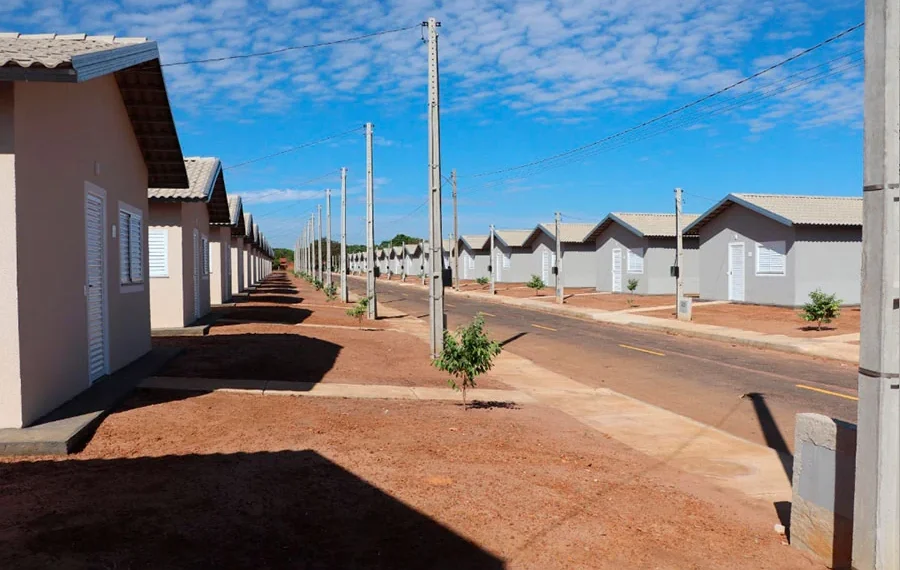 Com o ministro das Cidades, Porto Nacional entrega 100 moradias do Residencial Monsenhor Juraci, nesta quarta-feira