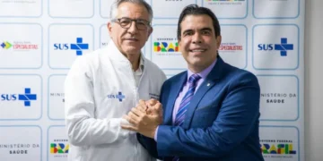 Ricardo Ayres garante R$ 7,4 milhões para saúde no Tocantins, incluindo tomógrafo para o HGP