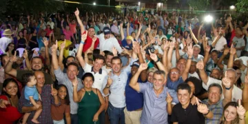 Em pré-campanha, Vicentinho Júnior e Amélio Cayres cumprem agenda por 15 cidades do Sudeste do Tocantins