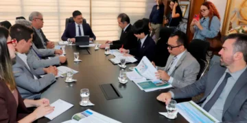 Em visita diplomática, governo recebe embaixador do Japão no Brasil e apresenta potencial econômico do Tocantins