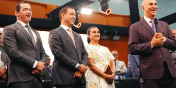 Ao lado do pastor Amarildo, Vicentinho e Guimarães prestigiam programação da Nação Madureira do Tocantins