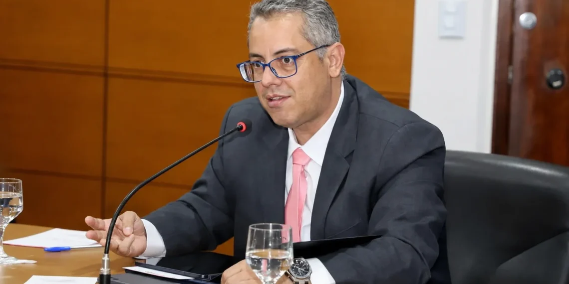 JÚLIO EDSTRON SECUNDINO SANTOS | Lentes ligadas, cordas esquecidas: a tragédia diante das câmeras por um erro irreparável