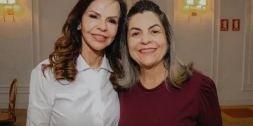Senadora Dorinha Seabra com a prefeita de Guaraí, Fátima Coelho (Foto: Reprodução/Instagram)