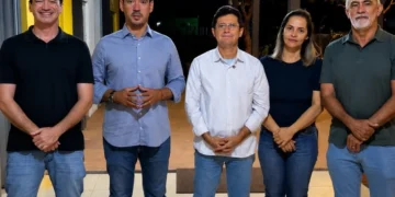 Paulo Roberto e esposa, Maria do Socorro, com Vicentinho Júnior, Amélio Cayres e Alexandre Guimarães