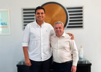 Iratã Abreu se reúne com prefeito Ronivon Maciel e defende inovação para Porto Nacional