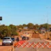 Ponte da Avenida Siqueira Campos tem número de faixas reduzido durante etapa final de obras de infraestrutura; resta cerca de 200 metros para a conclusão