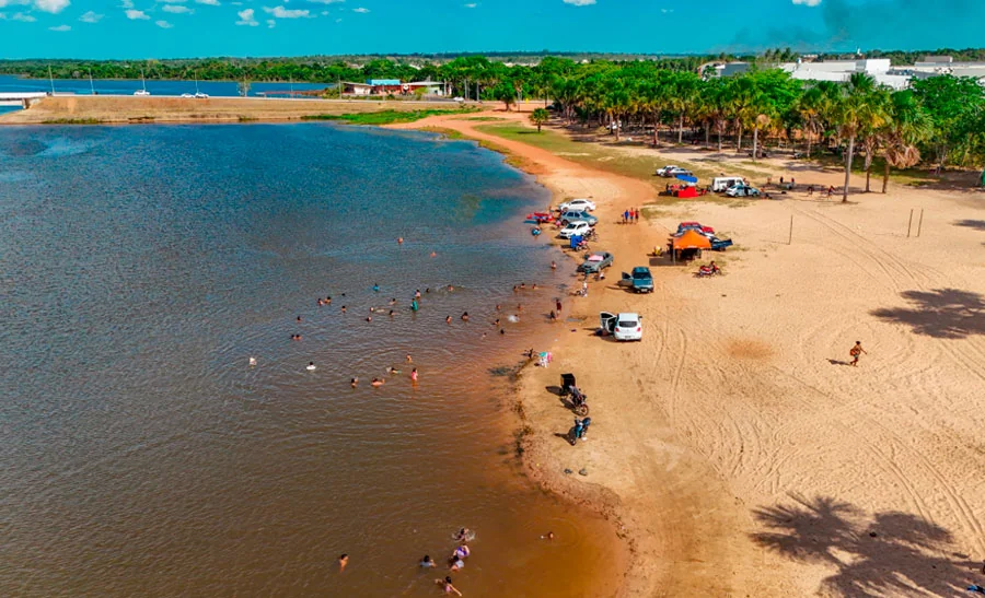 Com monitoramento realizado pelo Laboara, Prainha da Via Lago está liberada para banho e atividades recreativas