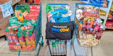 Procon apreende mais de 17 mil produtos impróprios para consumo em supermercados de 35 municípios; confira a pesquisa