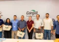 Ao lado do secretário da Sefaz, Roberto Pires visita a Cargill de Porto Nacional e destaca a agregação de valor ao agronegócio