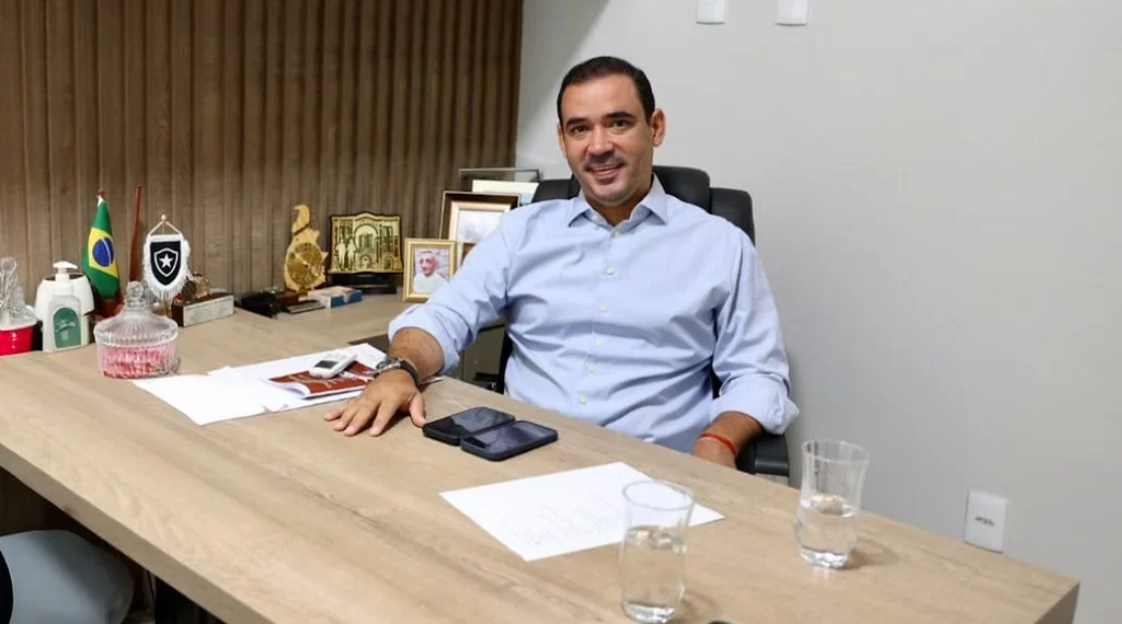Vicentinho Júnior, deputado federal e pré-candidato ao governo