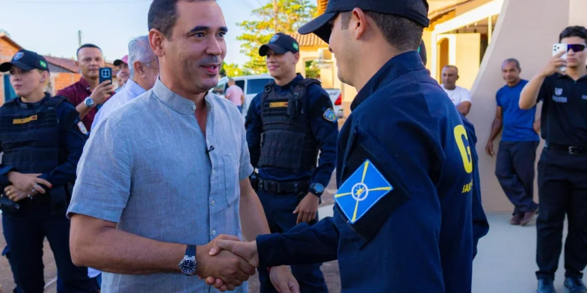 Vicentinho Júnior em agenda de pré-campanha pelo interior do Tocantins